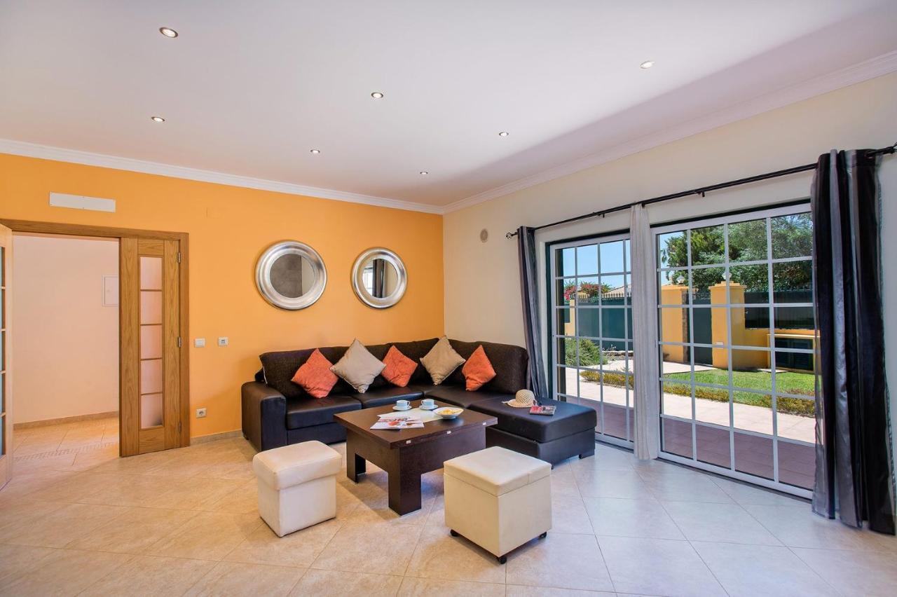 Villa Nincha - Heated Pool - Free Wi-Fi - Air Con Albufeira Exteriér fotografie