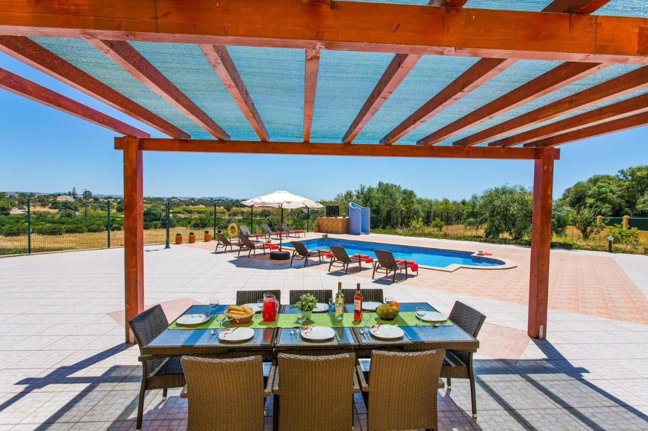 Villa Nincha - Heated Pool - Free Wi-Fi - Air Con Albufeira Exteriér fotografie